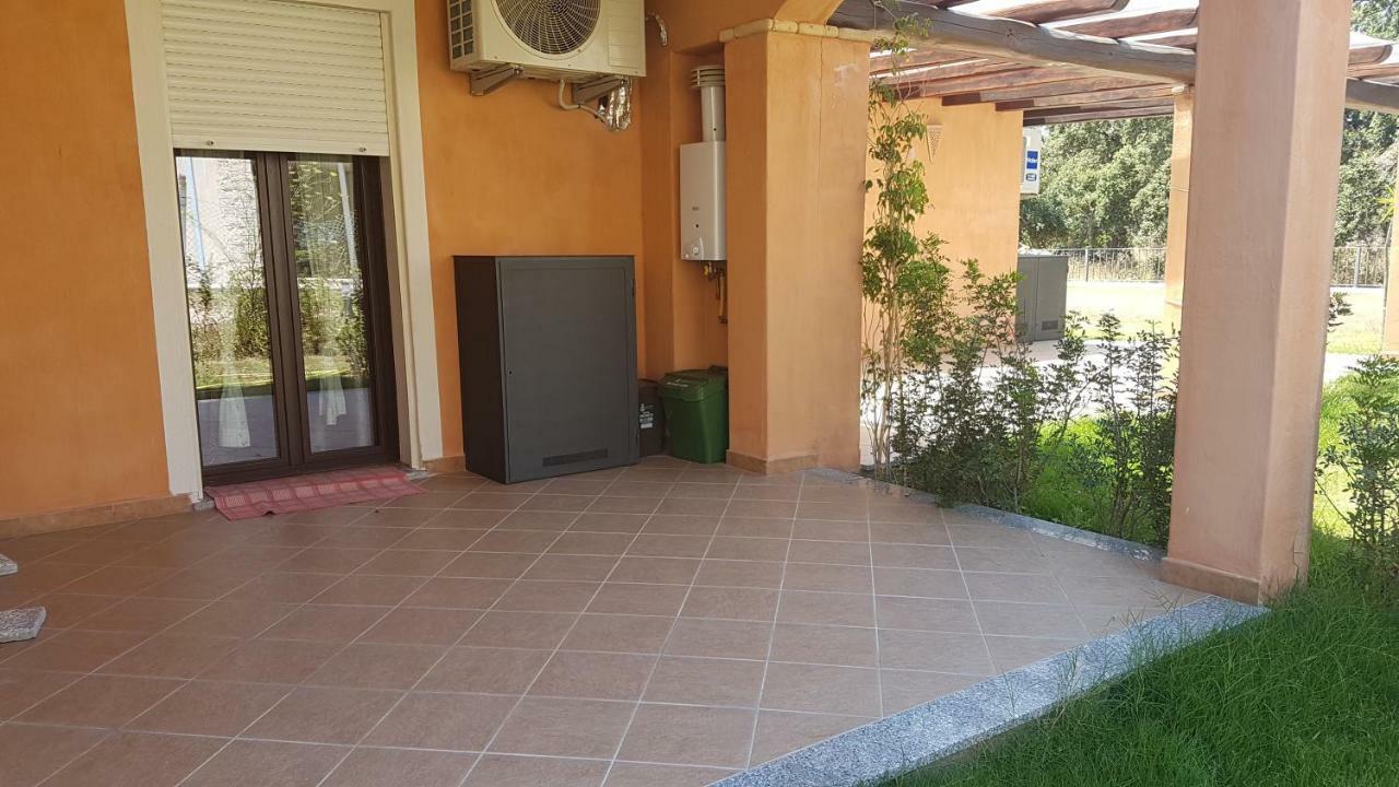 Milly Apartment Àrbatax Zewnętrze zdjęcie